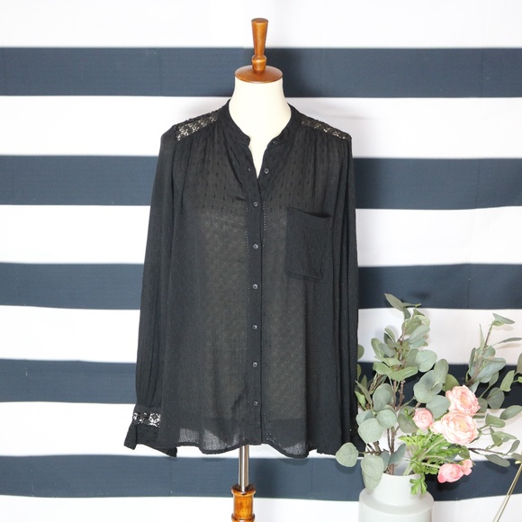 NWT FREE PEOPLE Crochet Button Down Blouse Black - Picture 3 of 6